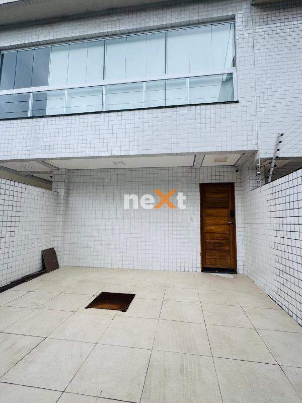 Apartamento para aluguel no Embaré: 
