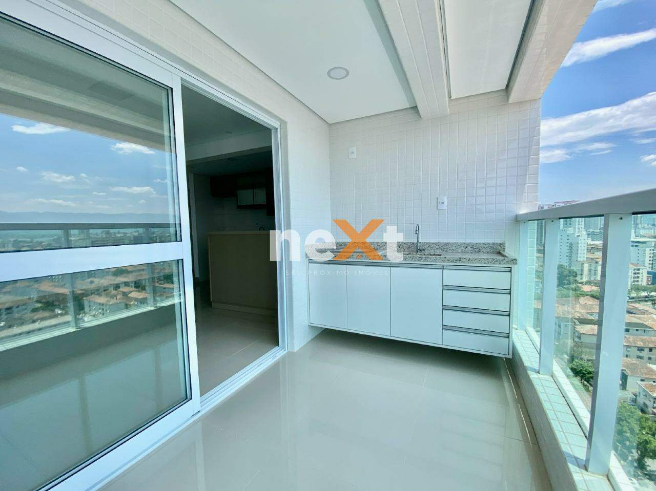 Apartamento para aluguel no Embaré: 