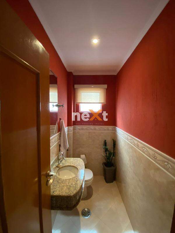 Casa à venda no Embaré: 