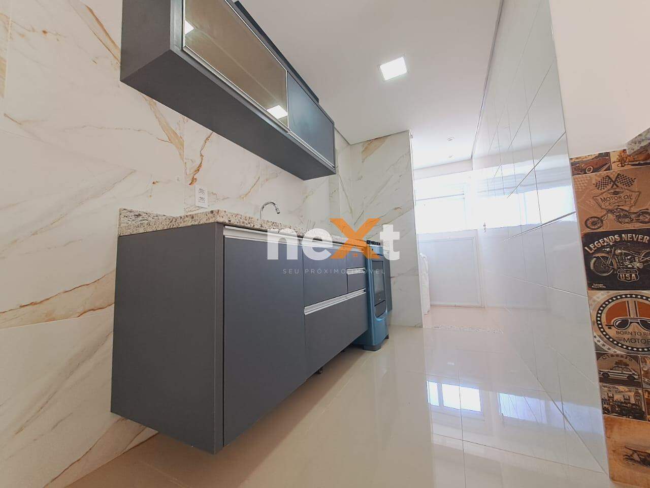 Apartamento para aluguel no Embaré: 