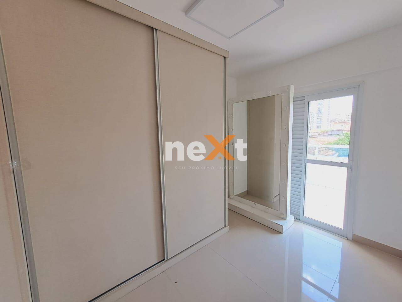 Apartamento para aluguel no Embaré: 