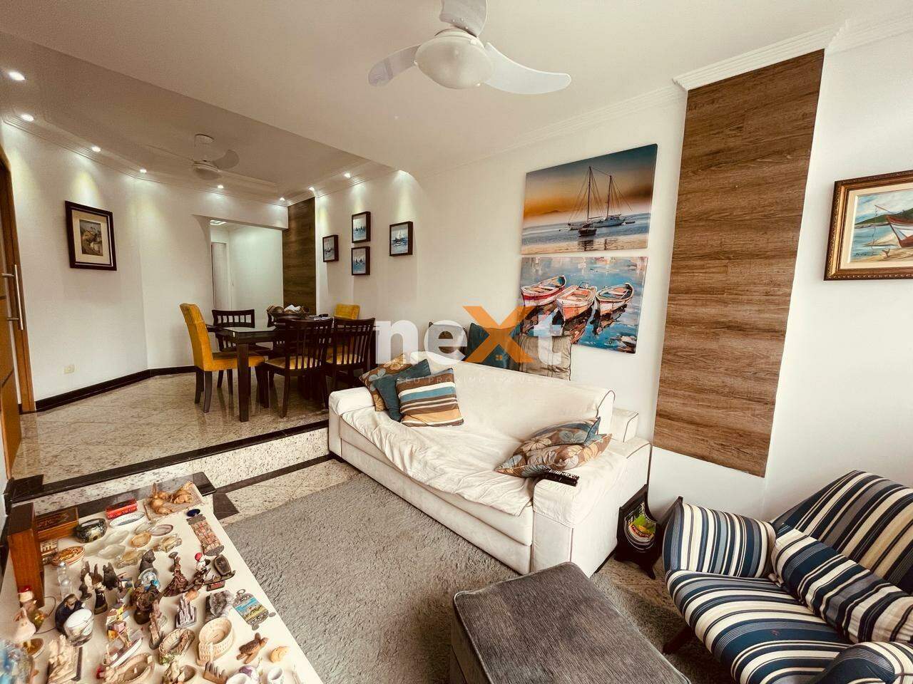 Apartamento à venda no Ponta da Praia: 