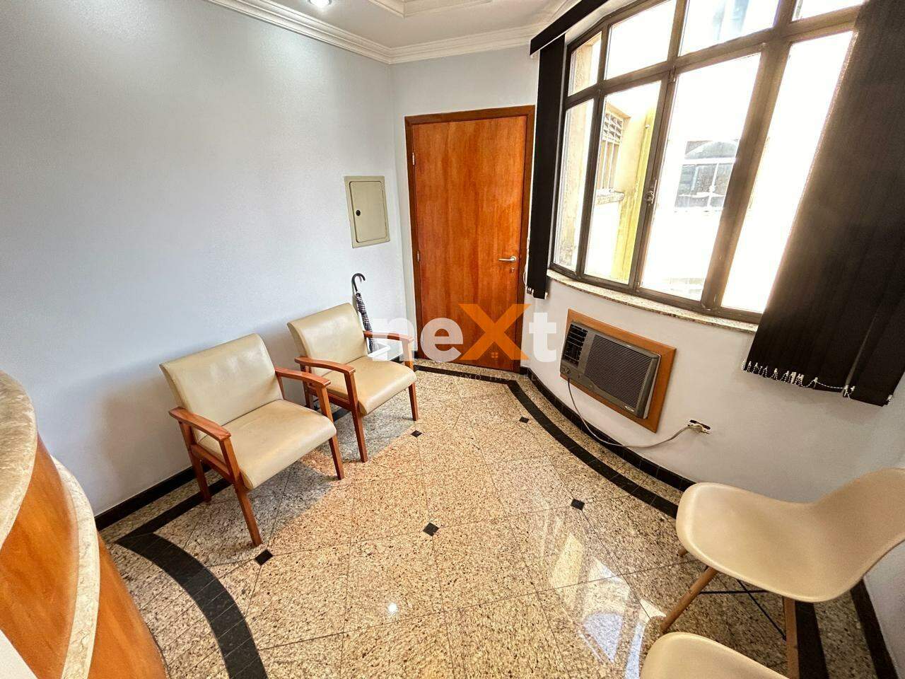 Sala à venda no Centro: 
