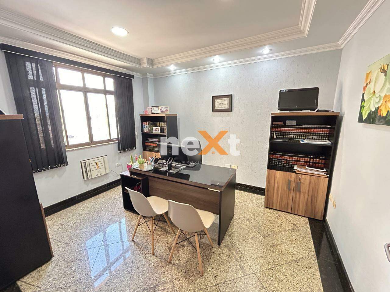 Sala à venda no Centro: 