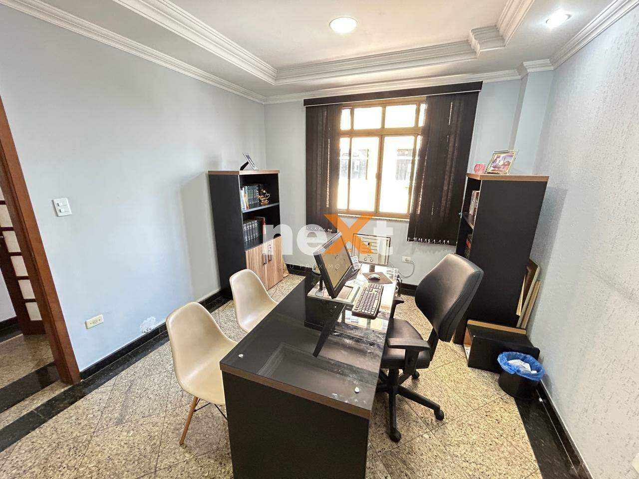 Sala à venda no Centro: 
