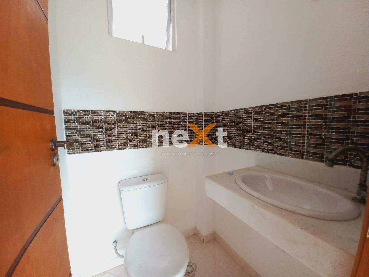 Casa à venda no Embaré: 