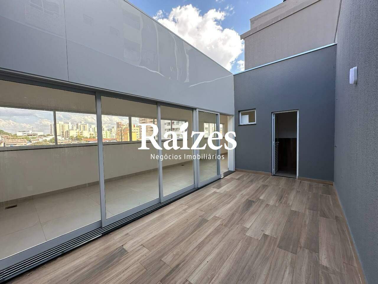 Cobertura, 3 quartos, 201 m² - Foto 4