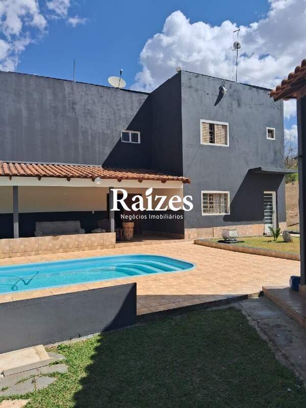 [FINALIDADE] [TIPOIMOVEL] [BAIRRO] na cidade [CIDADE]: 