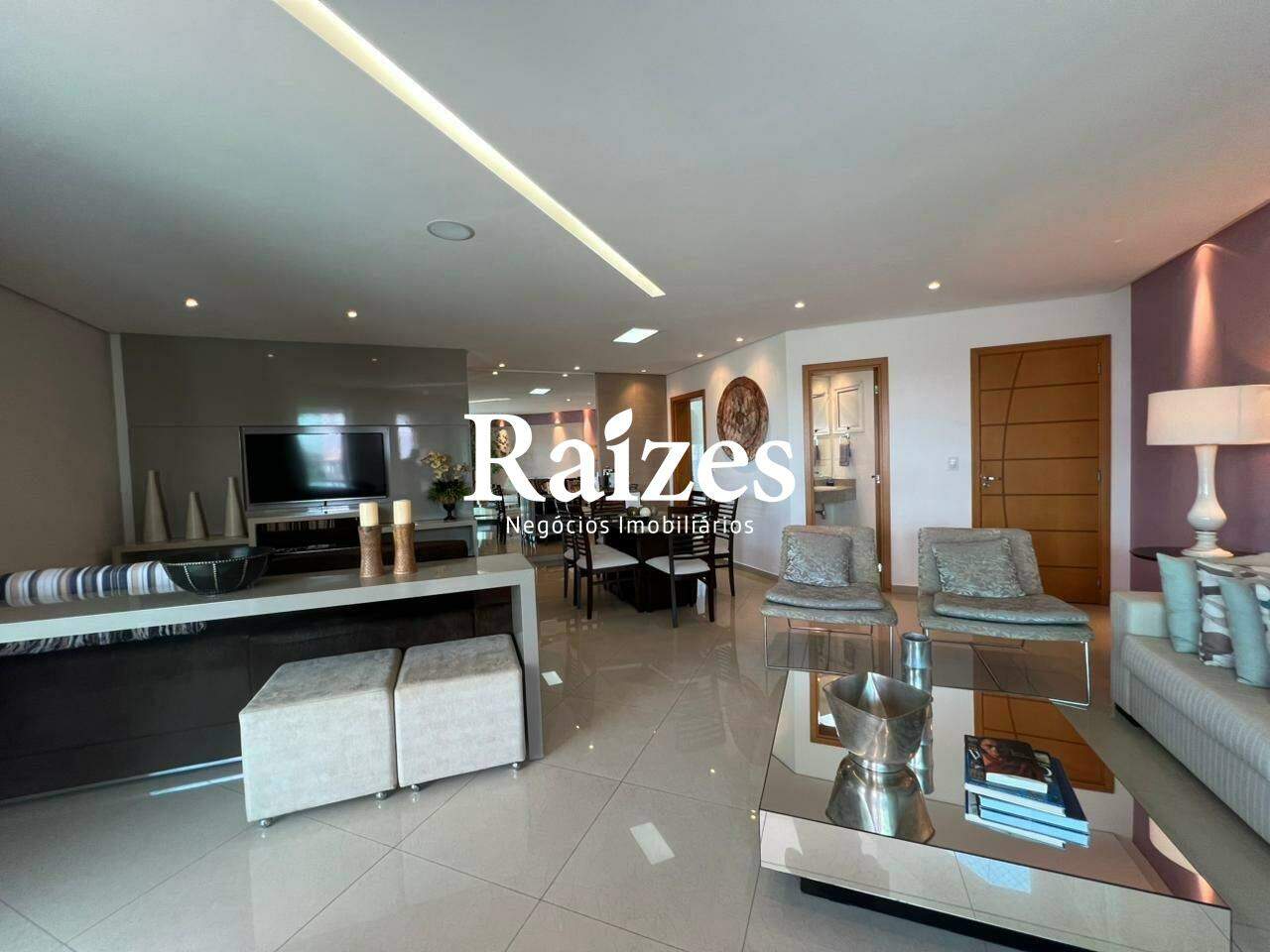 Apartamento, 3 quartos, 156 m² - Foto 1