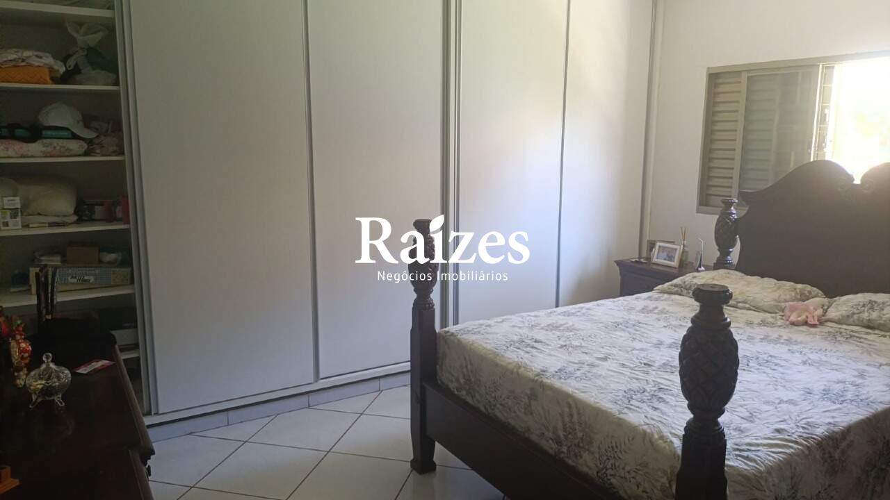 Casa, 4 quartos, 280 m² - Foto 10
