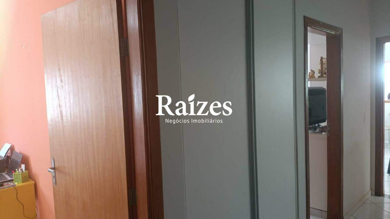 Casa, 4 quartos, 280 m² - Foto 15