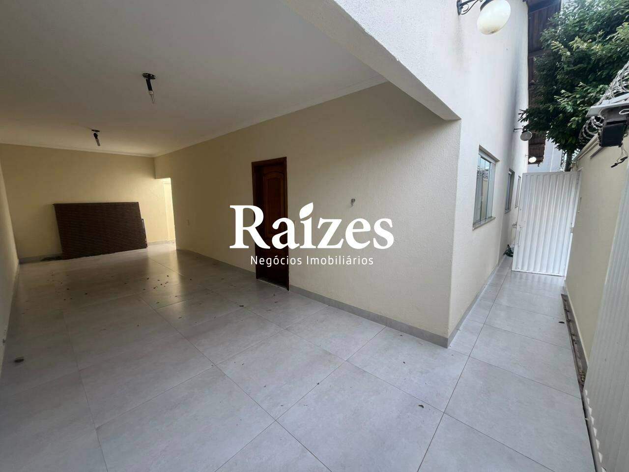 Casa, 3 quartos, 132 m² - Foto 2