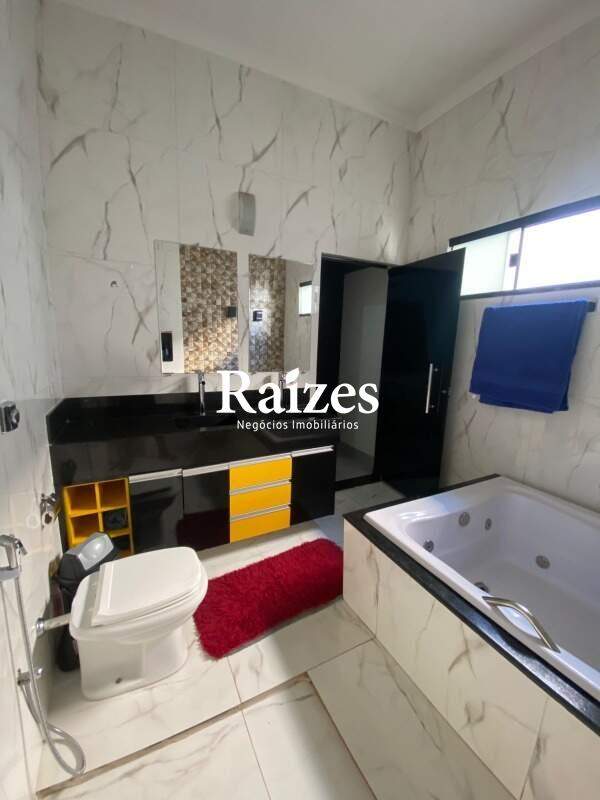 Casa, 4 quartos, 180 m² - Foto 6