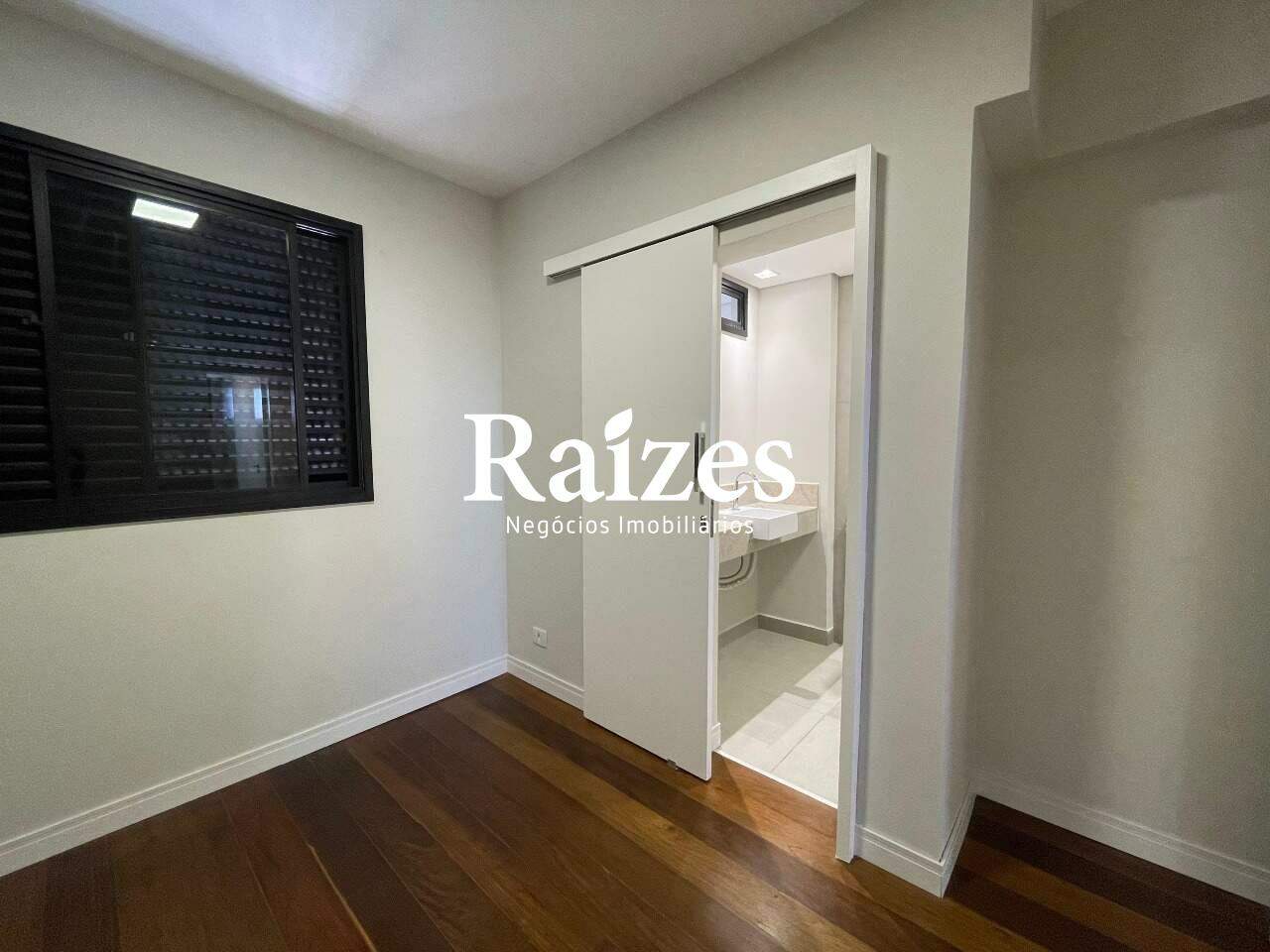 Apartamento, 3 quartos, 100 m² - Foto 2