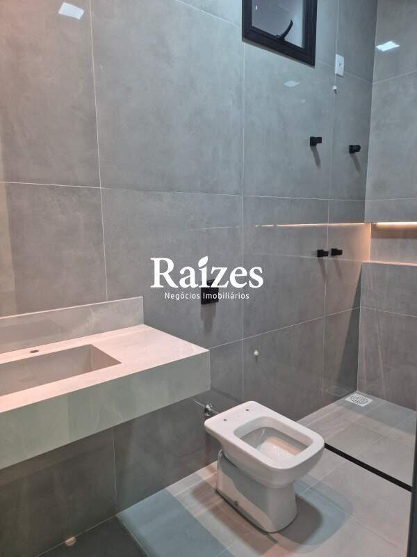 Casa, 3 quartos, 215 m² - Foto 10