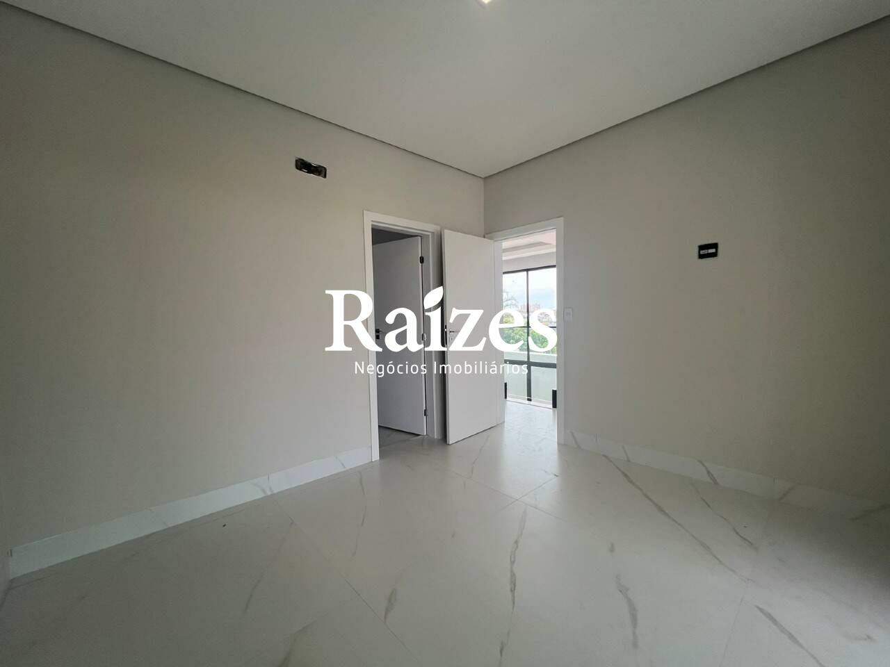Casa, 3 quartos, 319 m² - Foto 7
