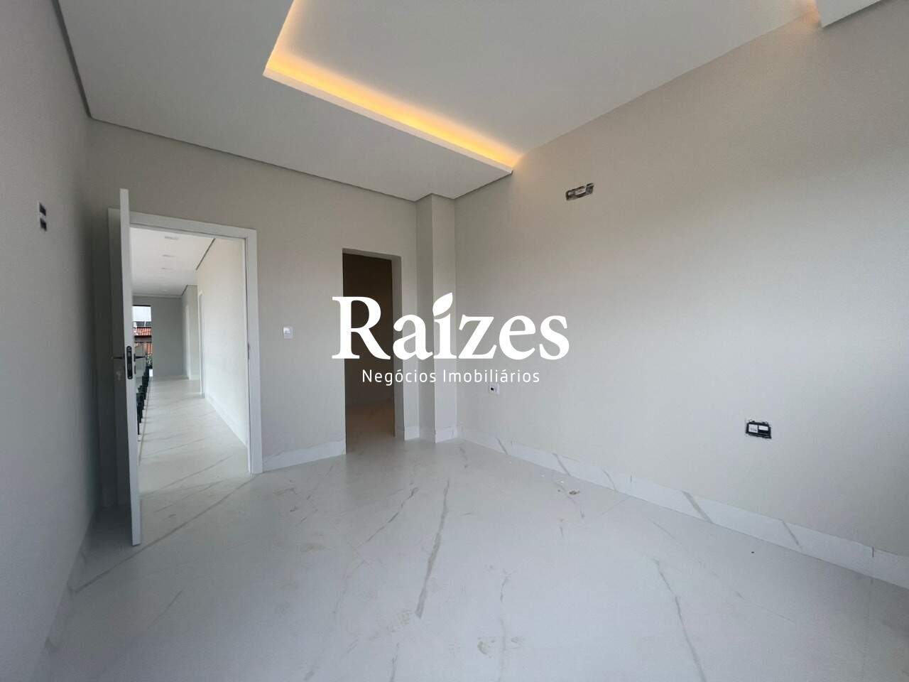 Casa, 3 quartos, 319 m² - Foto 8