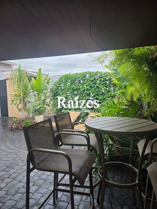 Casa, 3 quartos, 220 m² - Foto 8