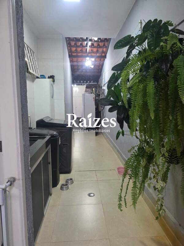 Casa, 3 quartos, 220 m² - Foto 13