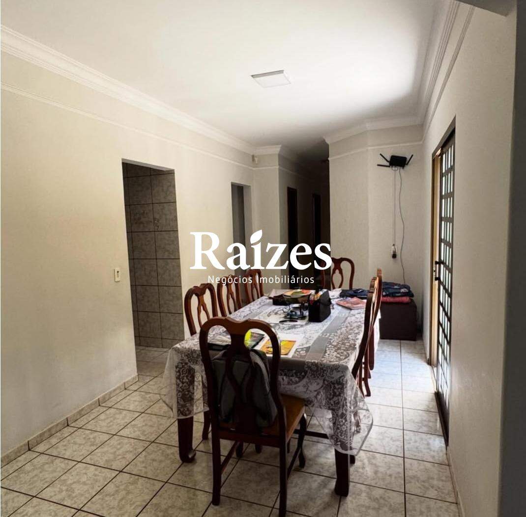 Casa, 4 quartos, 178 m² - Foto 4