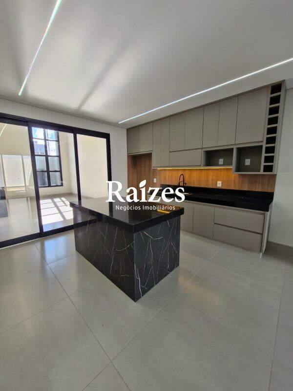 Casa, 3 quartos, 150 m² - Foto 1