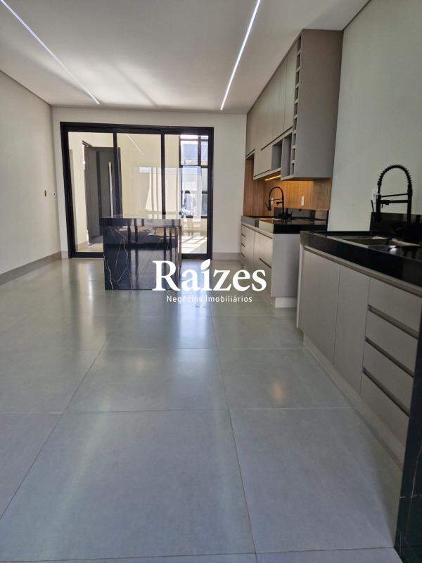 Casa, 3 quartos, 150 m² - Foto 17
