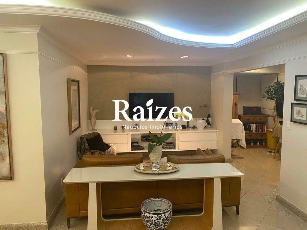 Apartamento, 3 quartos, 140 m² - Foto 1