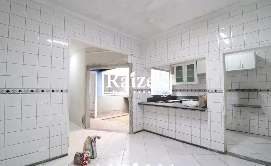 Casa, 4 quartos, 300 m² - Foto 11