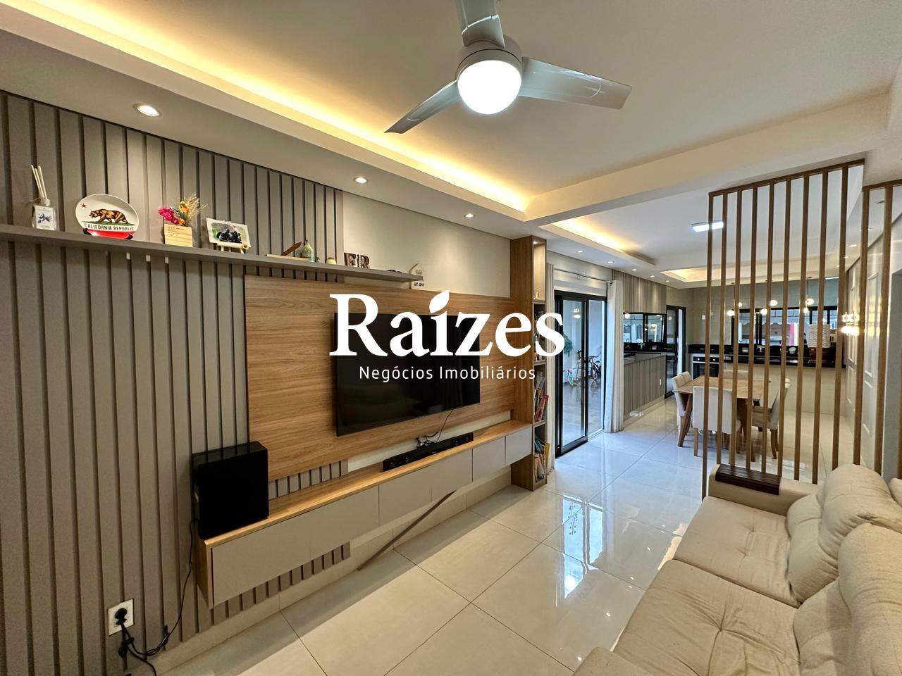 Casa, 3 quartos, 220 m² - Foto 1