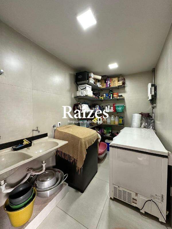 Casa, 3 quartos, 220 m² - Foto 21