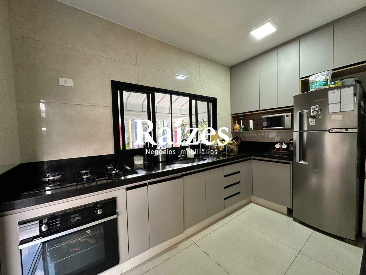 Casa, 3 quartos, 220 m² - Foto 13
