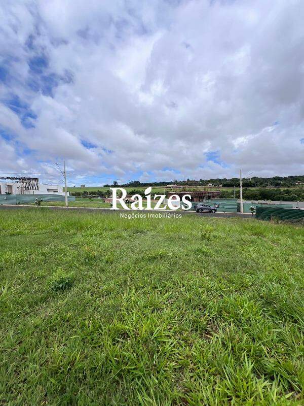 [FINALIDADE] [TIPOIMOVEL] [BAIRRO] na cidade [CIDADE]: 