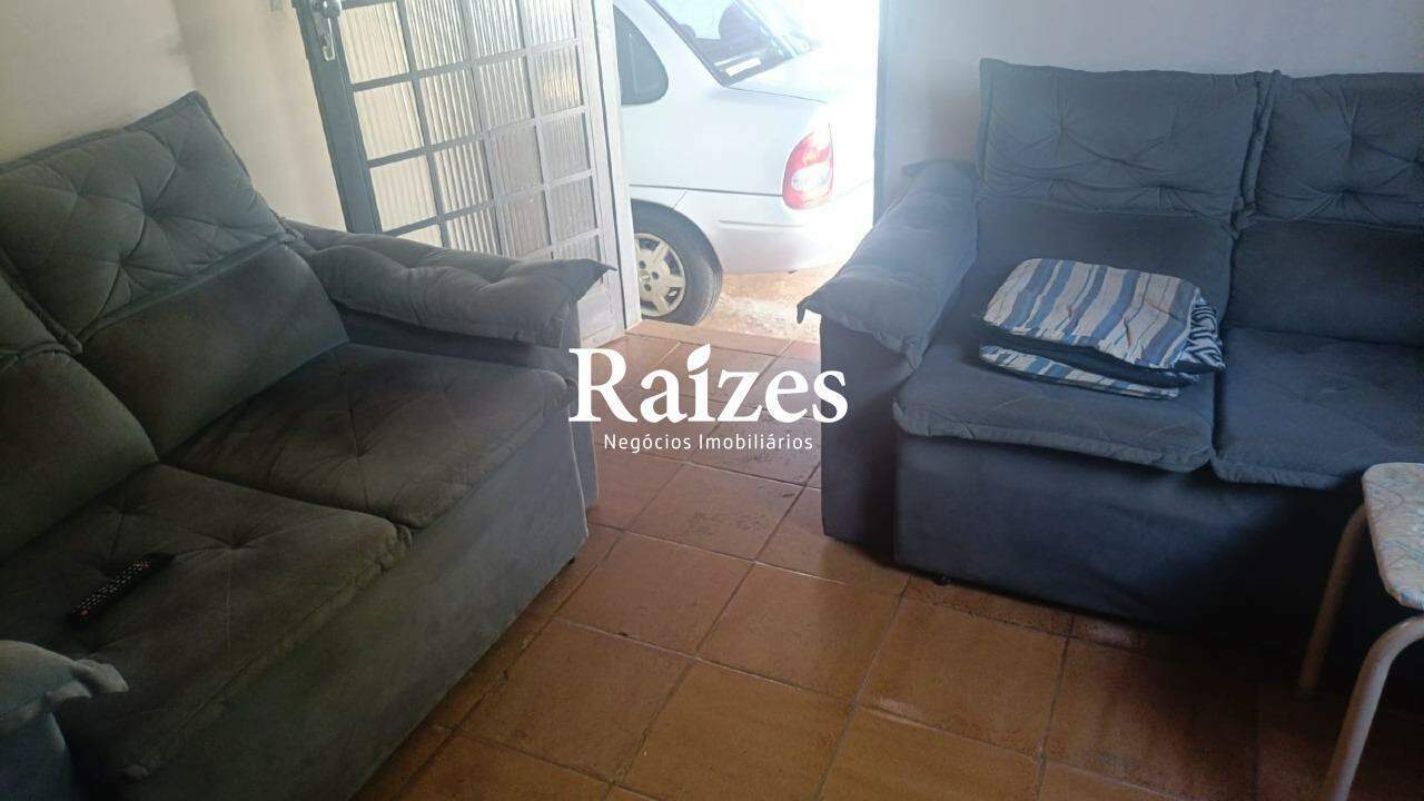 Casa, 3 quartos, 80 m² - Foto 1