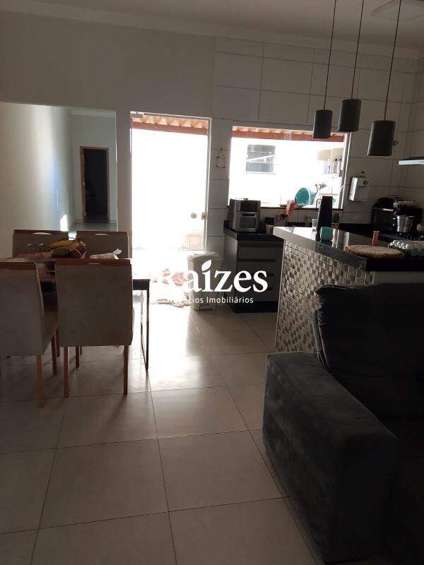 [FINALIDADE] [TIPOIMOVEL] [BAIRRO] na cidade [CIDADE]: 