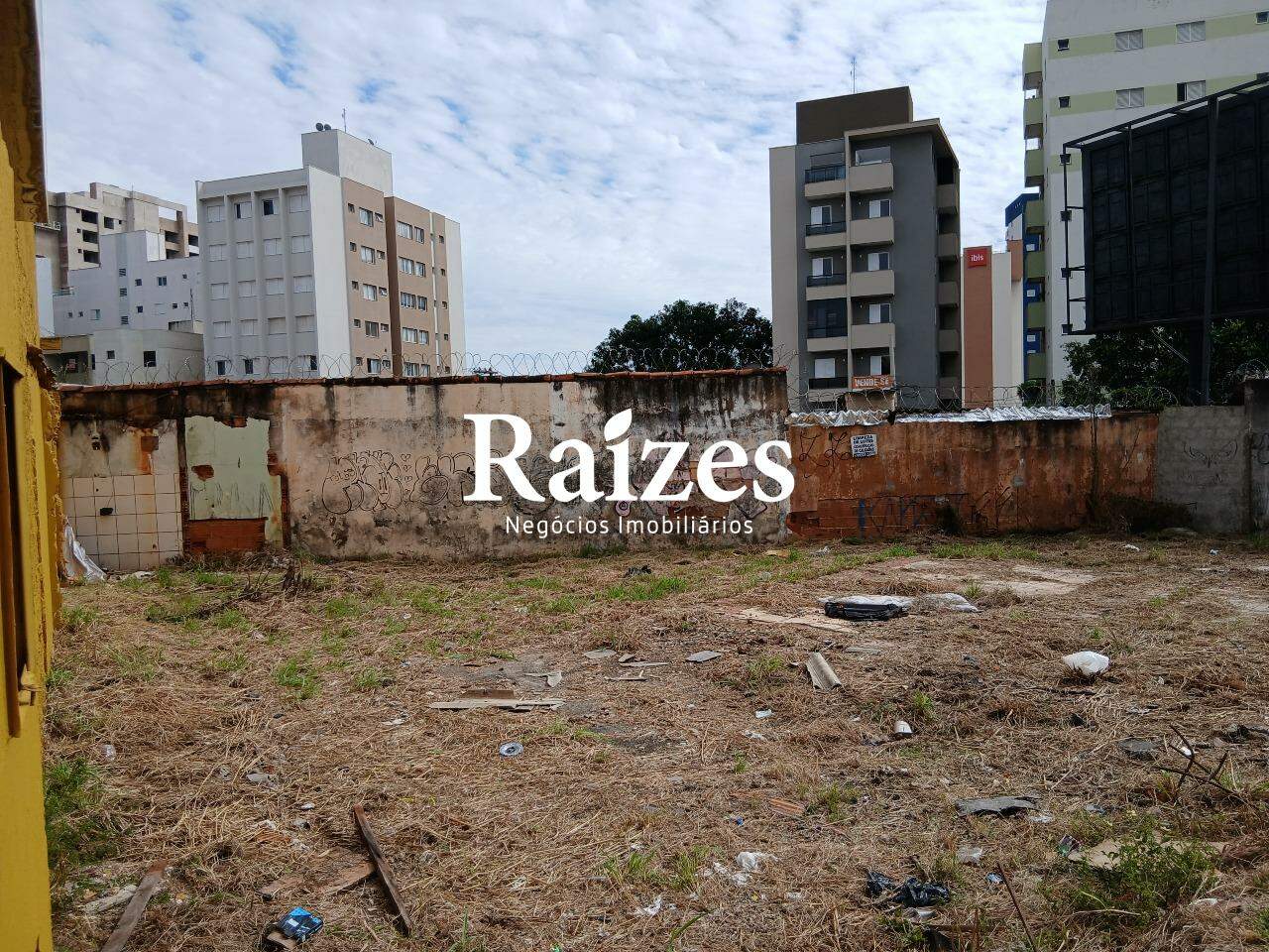 [FINALIDADE] [TIPOIMOVEL] [BAIRRO] na cidade [CIDADE]: 