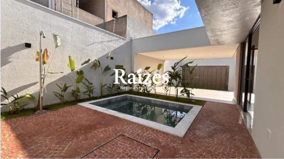 Casa, 3 quartos, 222 m² - Foto 2