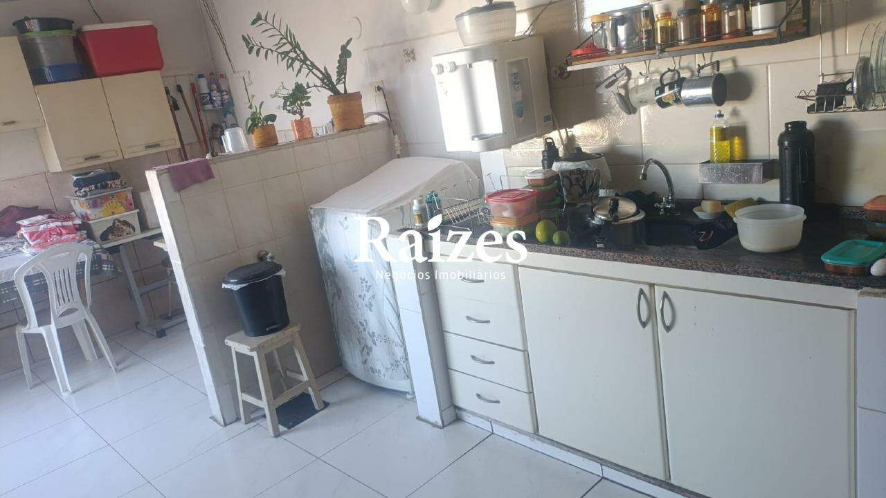 Casa, 3 quartos, 190 m² - Foto 1