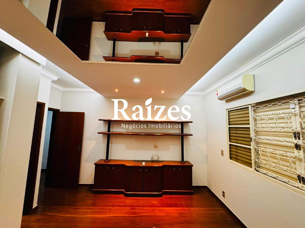 Casa, 4 quartos, 294 m² - Foto 26