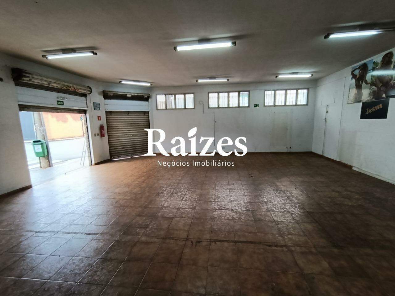 Loja-Salão, 120 m² - Foto 1
