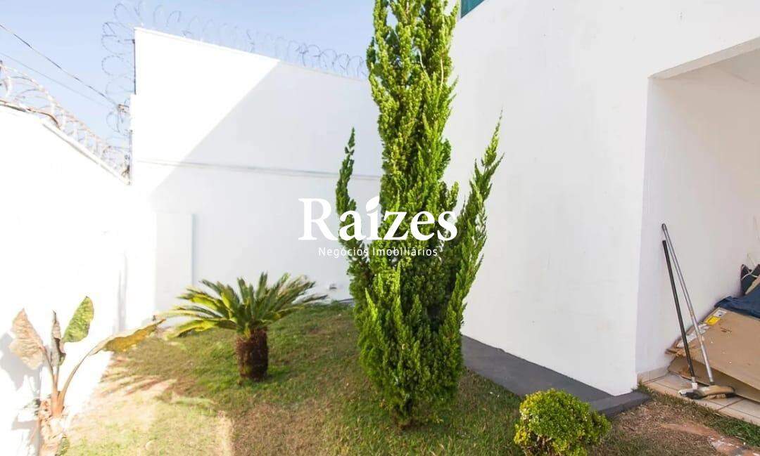 Casa, 5 quartos, 282 m² - Foto 9