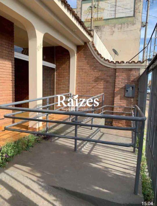 Casa, 5 quartos, 252 m² - Foto 2