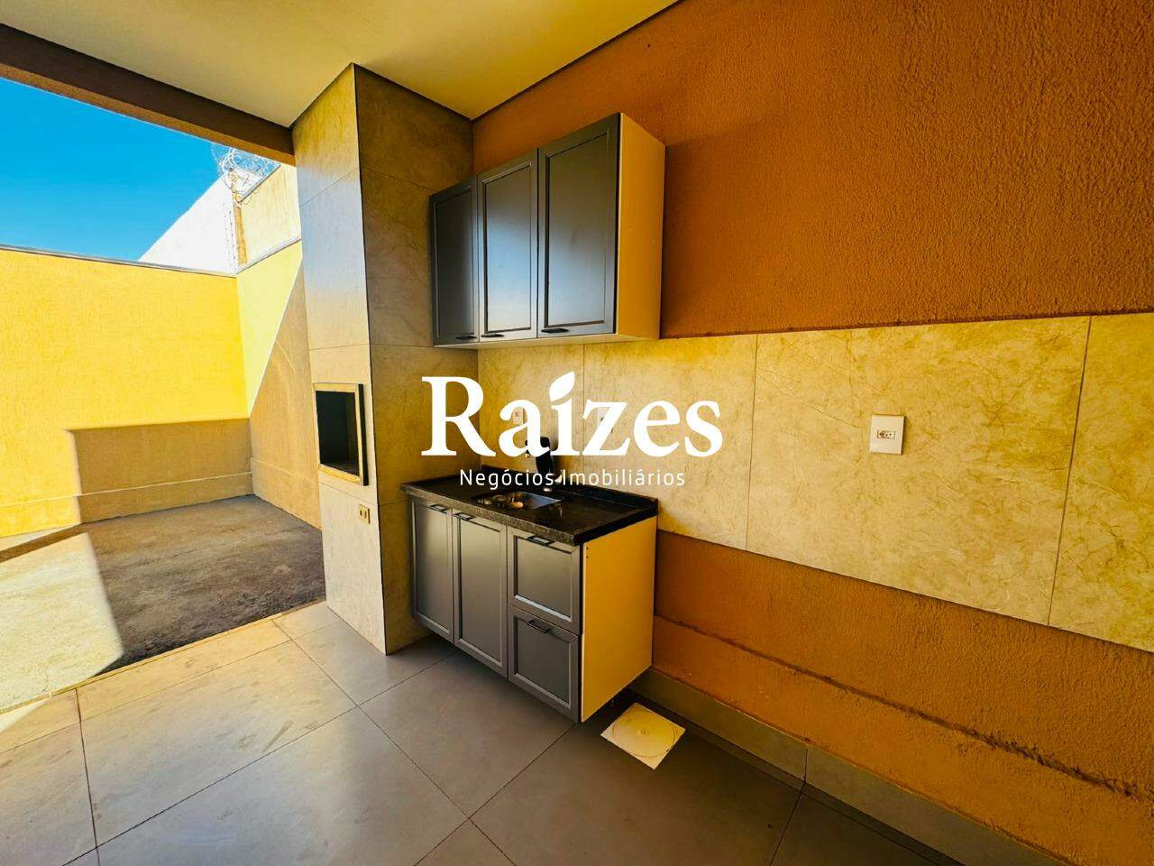 Casa, 3 quartos, 145 m² - Foto 1