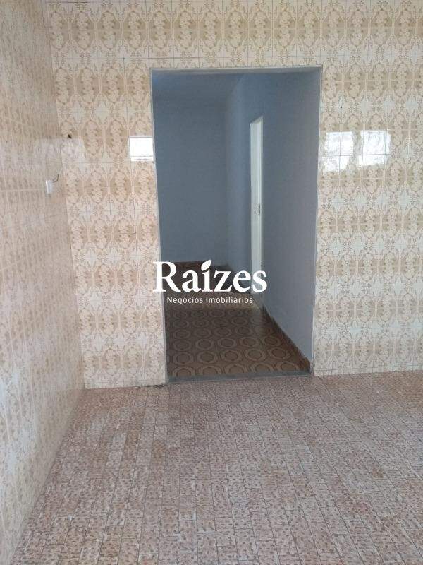 Casa, 3 quartos, 248 m² - Foto 3