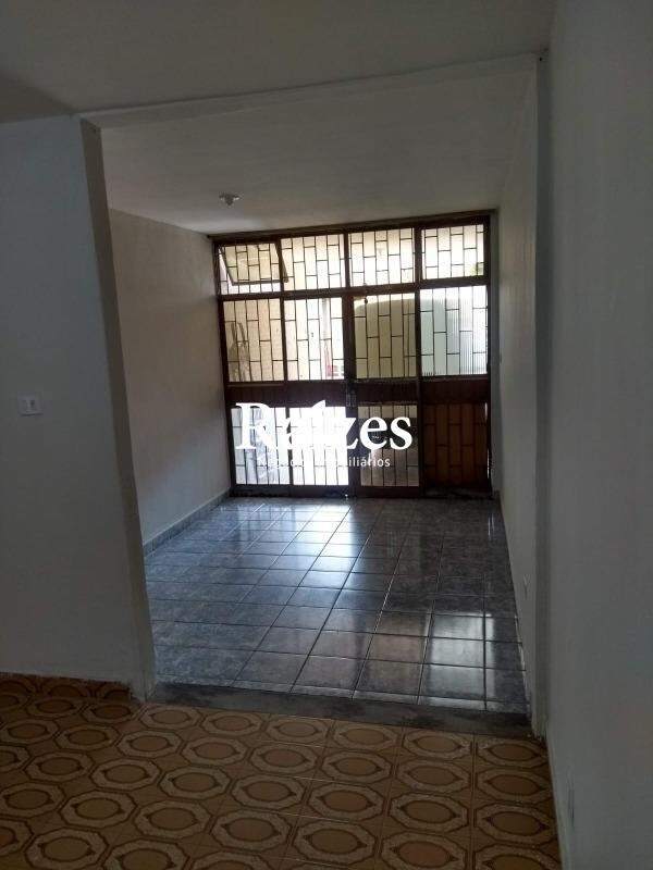 Casa, 3 quartos, 248 m² - Foto 1