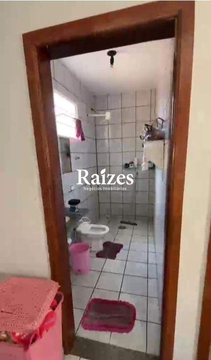 Casa, 3 quartos, 212 m² - Foto 6