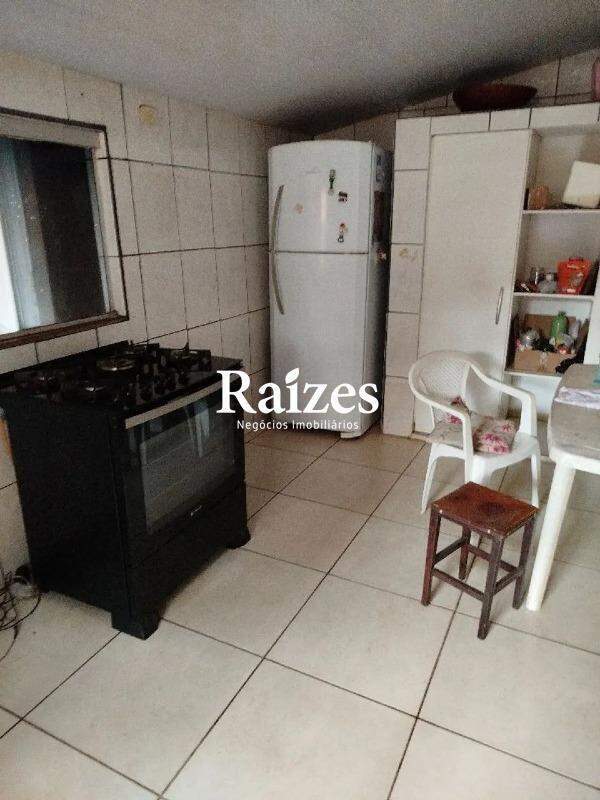 Casa, 2 quartos, 199 m² - Foto 1
