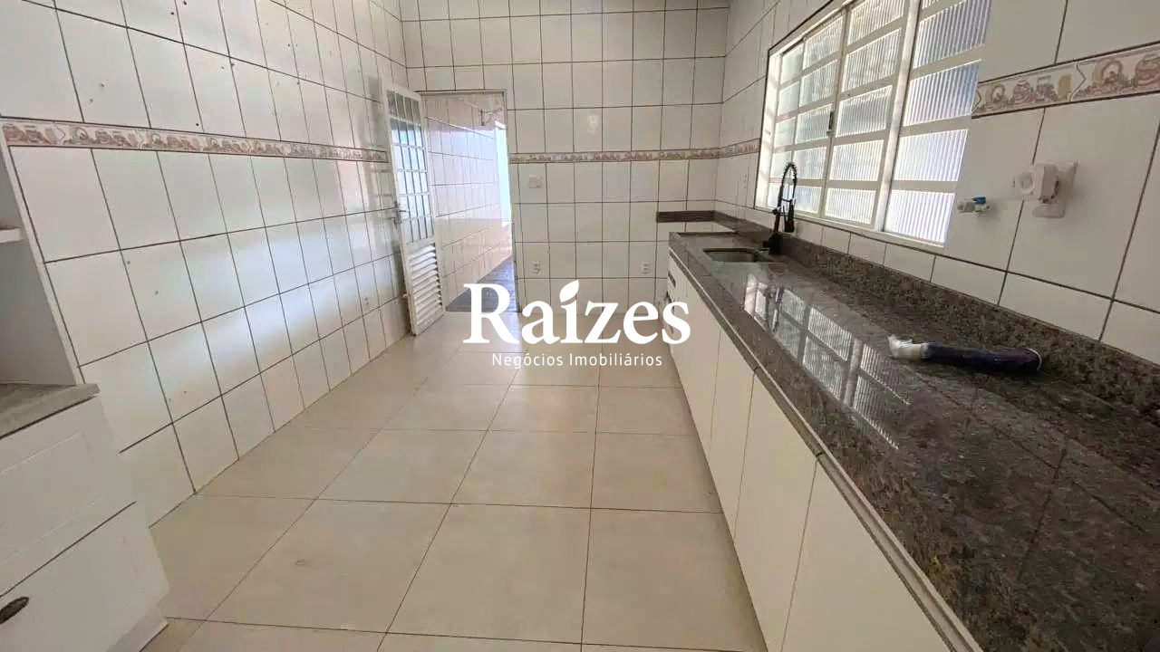 [FINALIDADE] [TIPOIMOVEL] [BAIRRO] na cidade [CIDADE]: 