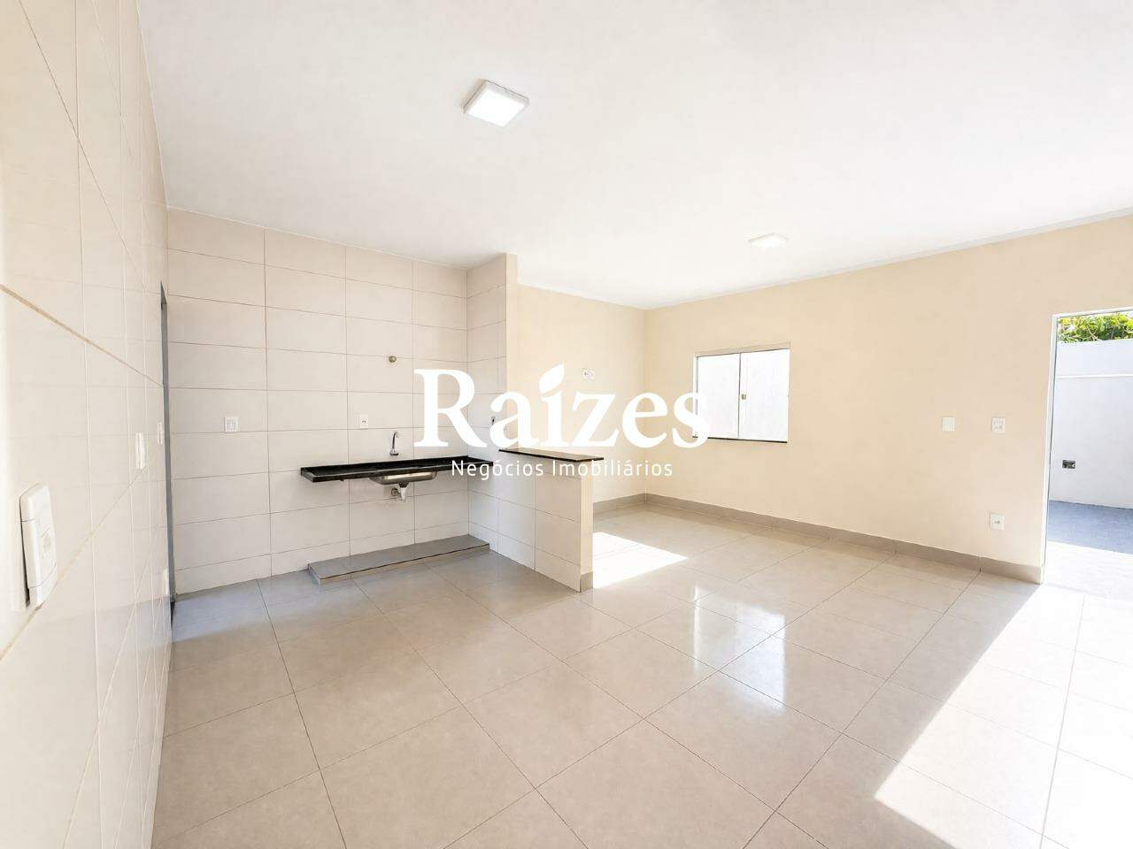 Casa, 2 quartos, 60 m² - Foto 1
