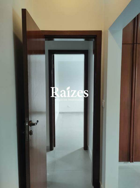 Casa, 3 quartos, 251 m² - Foto 12