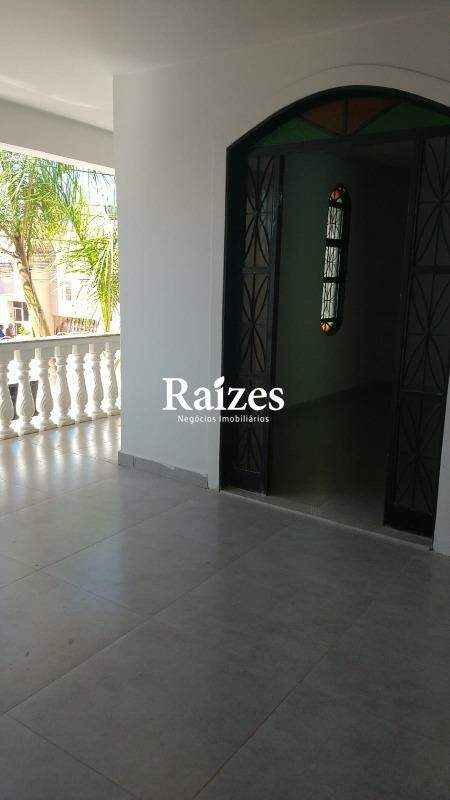Casa, 3 quartos, 250 m² - Foto 3